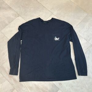 Men’s L Vineyard Vines LS Happy Holidays tee